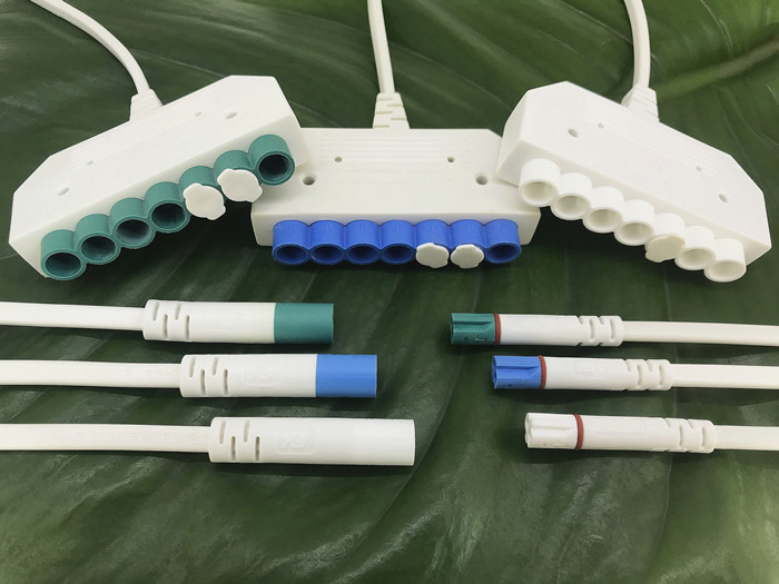 1582559658148403.jpg Mini HVL760 Stecker system IP54.jpg