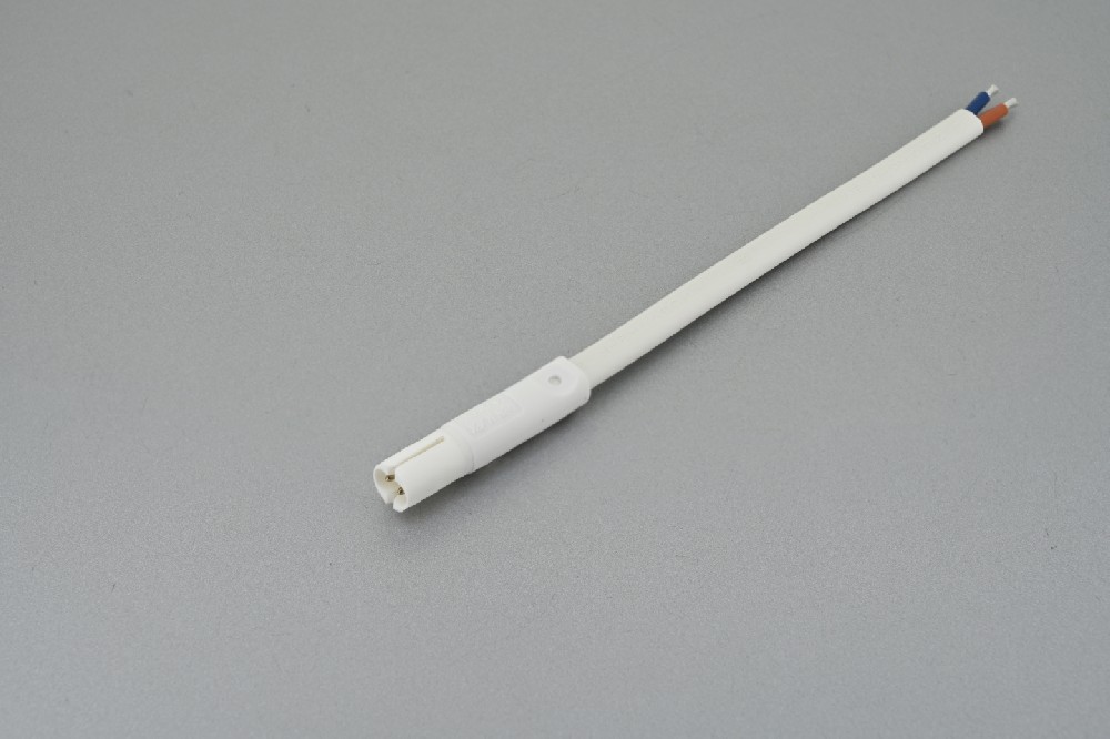 LED Male Plug - D8 White